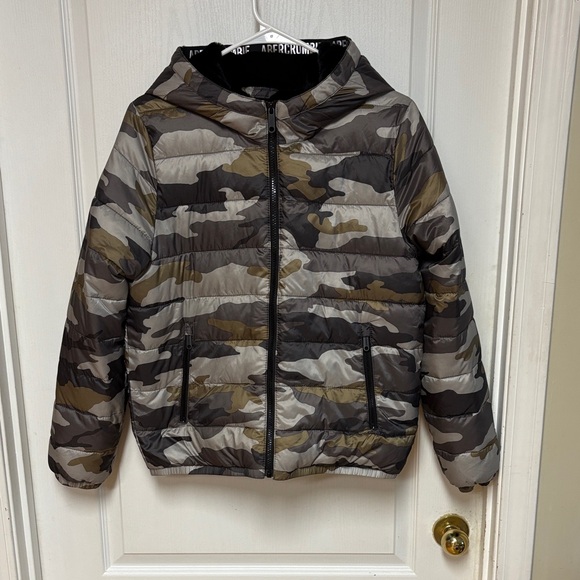 Abercrombie Kids Camo Puffer Jacket - Picture 7 of 7